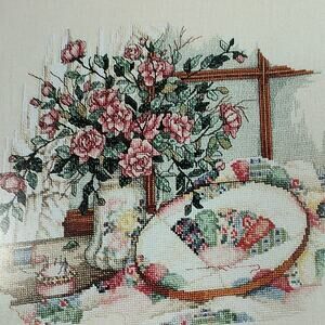Leisure Arts Delicate Beauties Cross Stitch Pattern Flowers, Floral, Fan